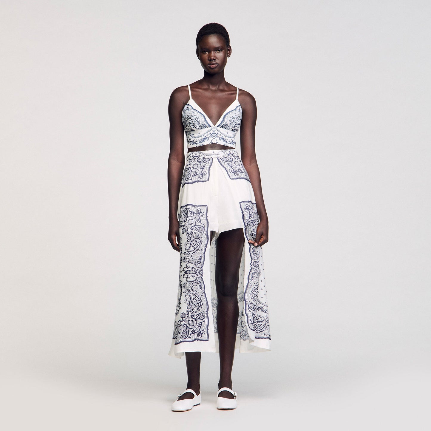 Oranne Bandana-Motif Skirt Shorts White / Blue