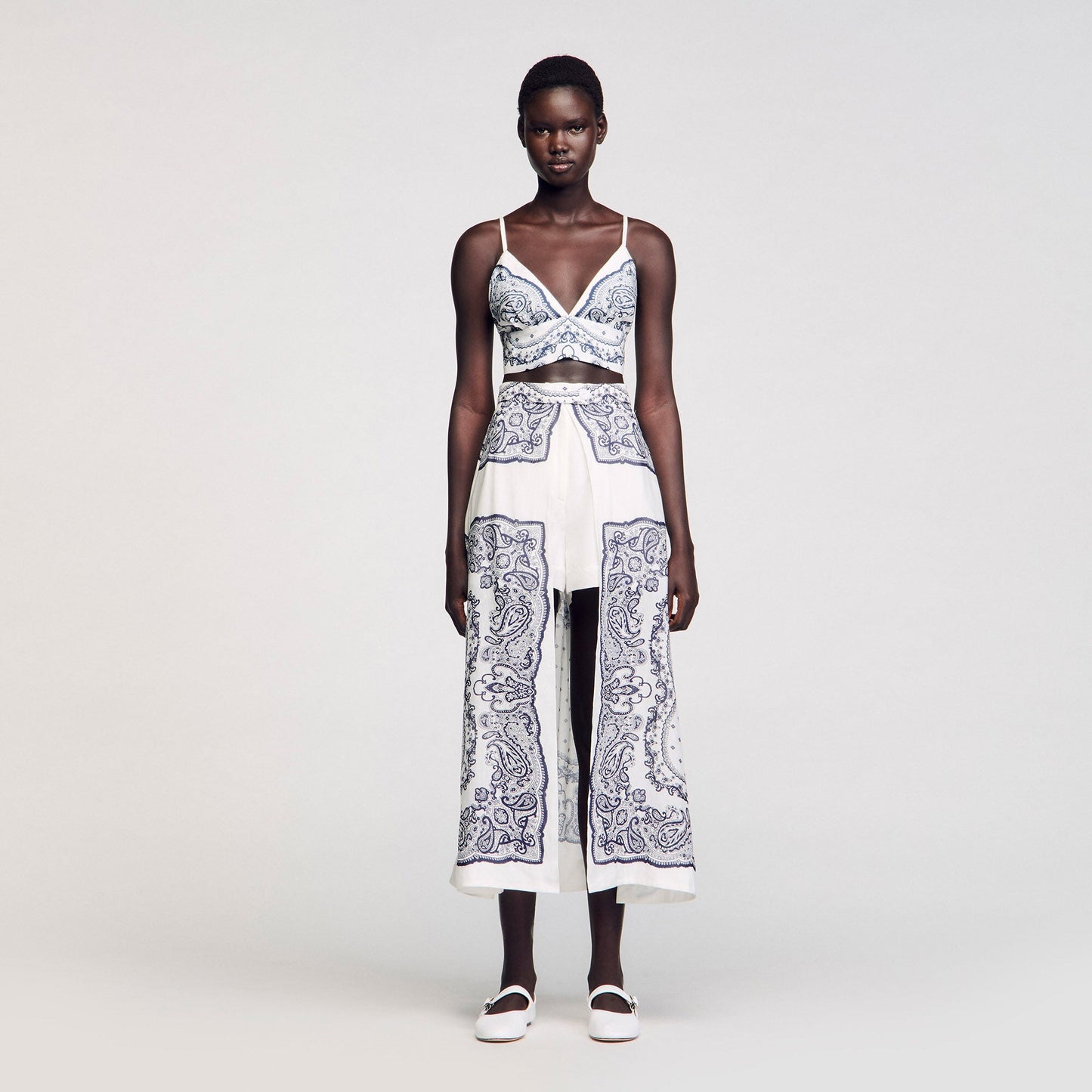 Oranne Bandana-Motif Skirt Shorts White / Blue