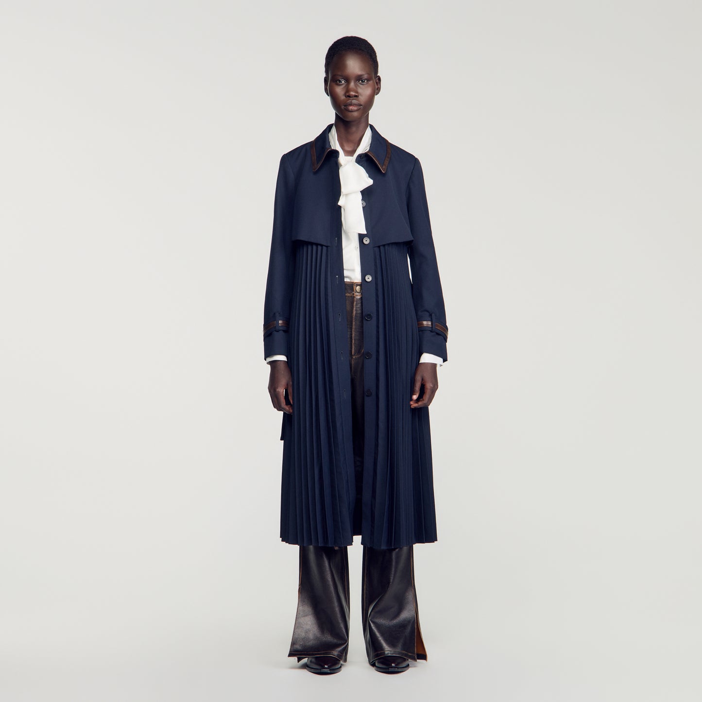Regine Trench with pleated leather collar Navy Blue