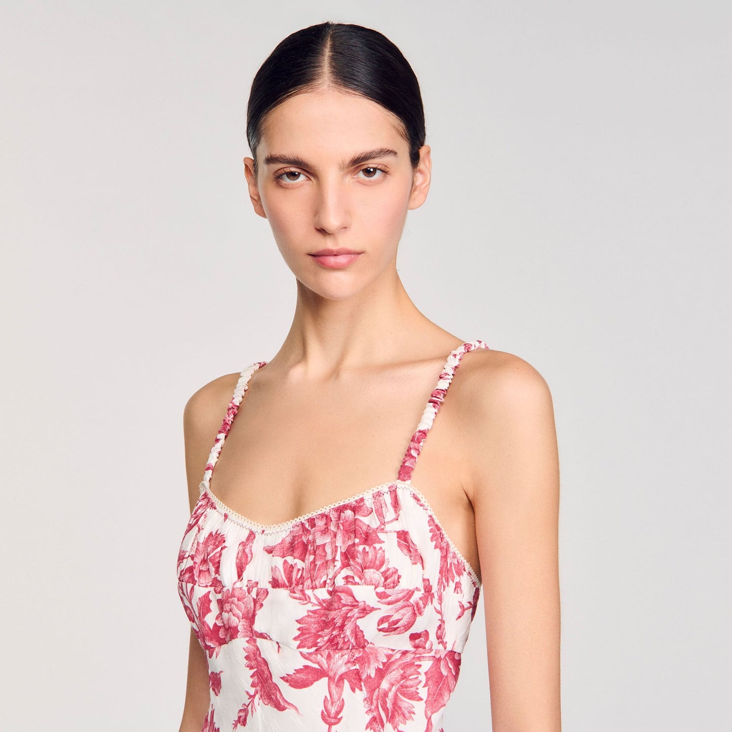 Joselle Floral Print Maxi Dress White / Red