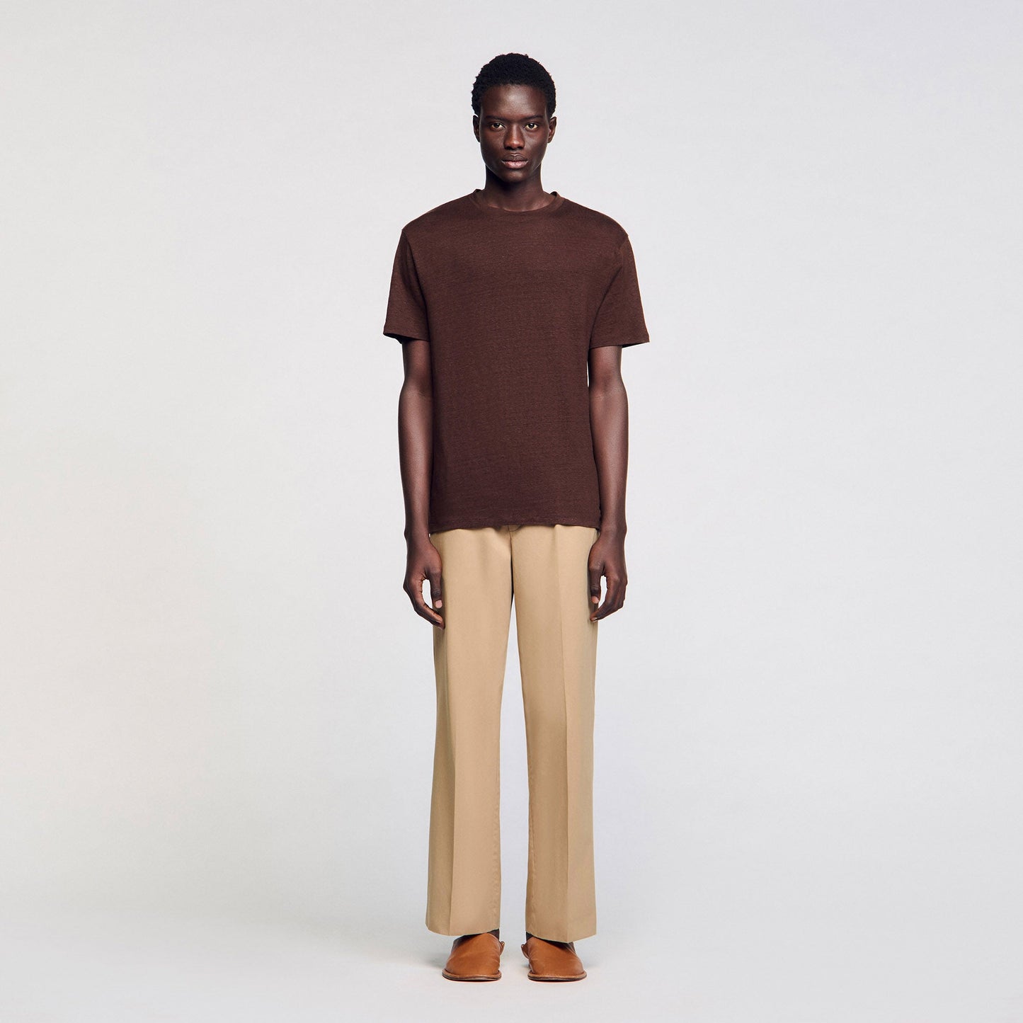 Clash Certified Linen T-Shirt Moka.