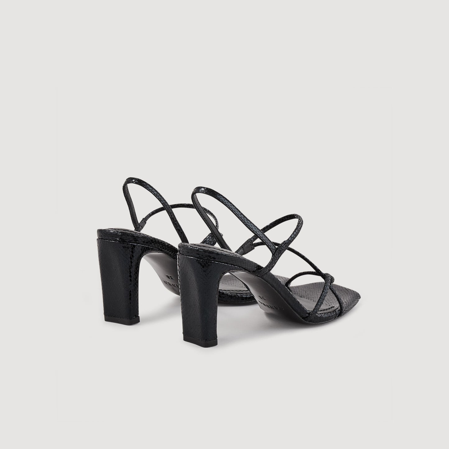 Sandals With Narrow Straps Black