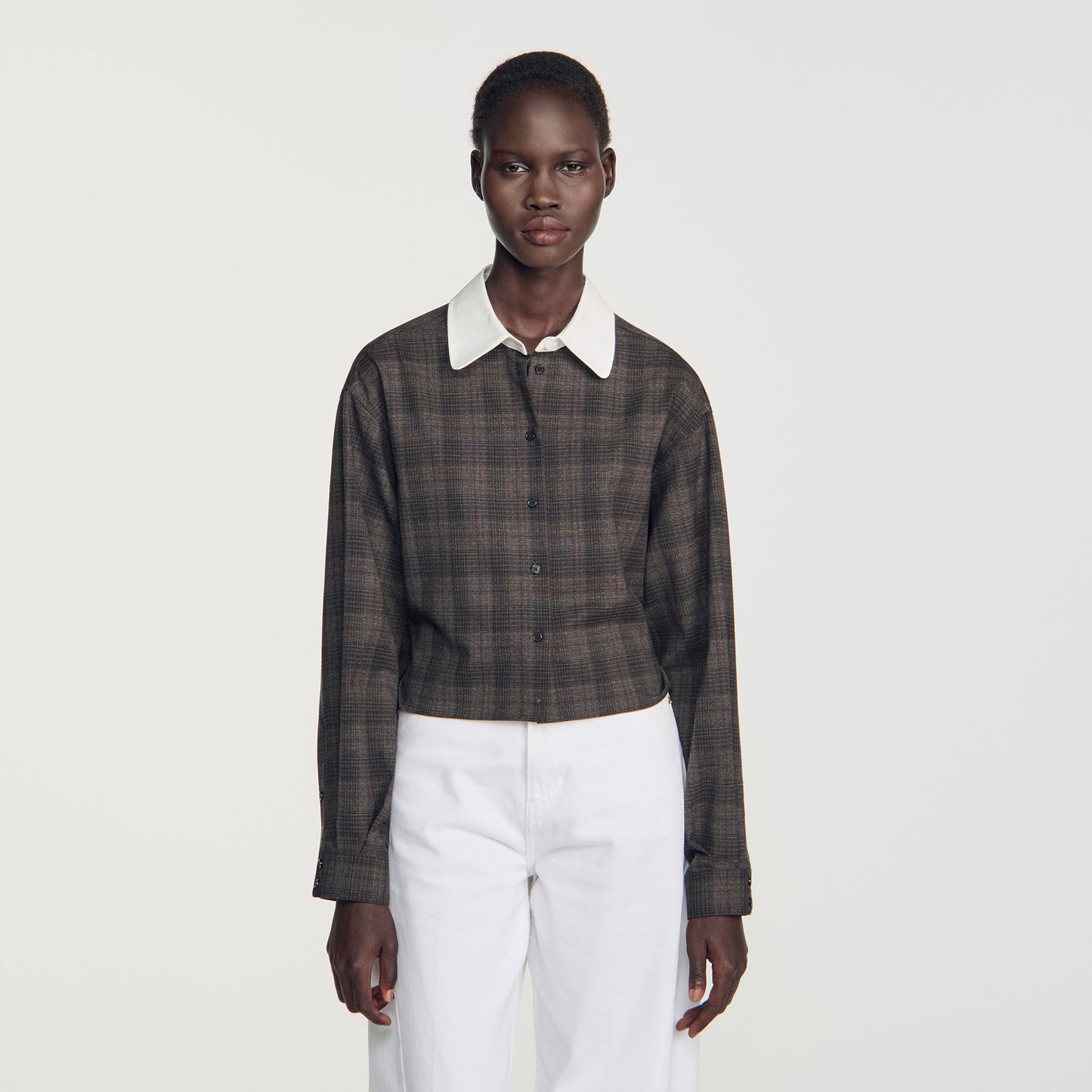 قميص داكوتا كاروهات بياقة متباينة - رمادي داكن