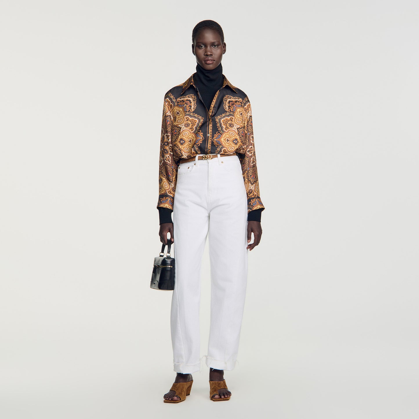 Harlow Scarf print silk shirt Black / Ocher