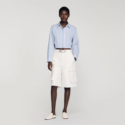 شورت برمودا قطني باللون الأبيض