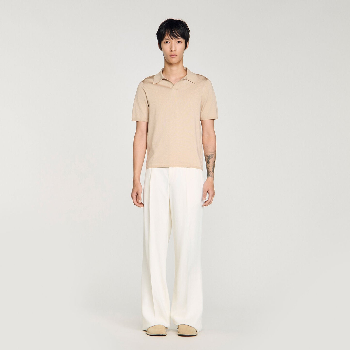 Pablo V Short-Sleeved V-Neck Polo Shirt Beige