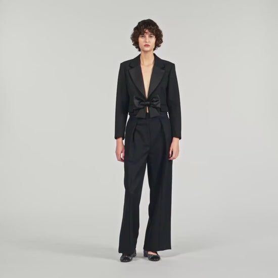 Altesse Short Satin Bow Jacket Black