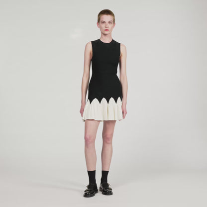 Cassie Two-Tone Short Knit Dress Black / Ecru